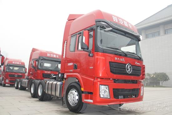德龍X3000輕量化版牽引車,460馬力 (3).jpg