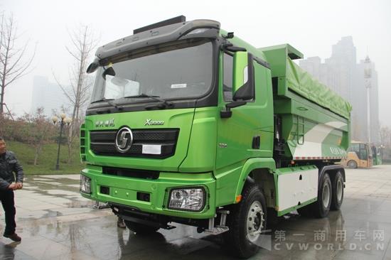 陜汽德龍X3000綠色渣土運(yùn)輸車 (2).jpg