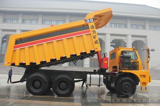 陜汽通力公司生產(chǎn)的寬體礦用車 (3).jpg