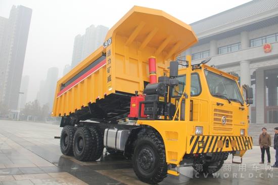 陜汽通力公司生產(chǎn)的寬體礦用車 (2).jpg