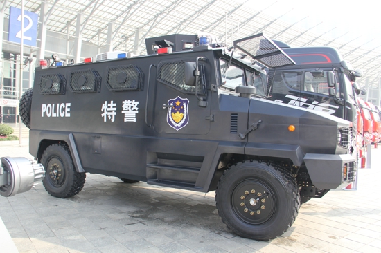 一汽解放特警防暴車 (1).jpg