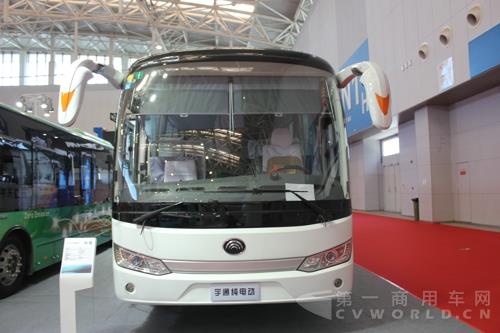 宇通E10純電動團(tuán)體客車 (1).jpg