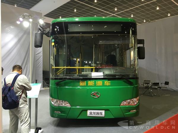 大金龍XMQ6106AGHEV12混合動(dòng)力客車1.jpg