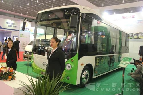 海格全鋁車身KLQ6762GEV純電動客車 (11).jpg