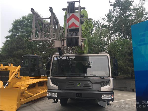 現(xiàn)場展車 3.jpg