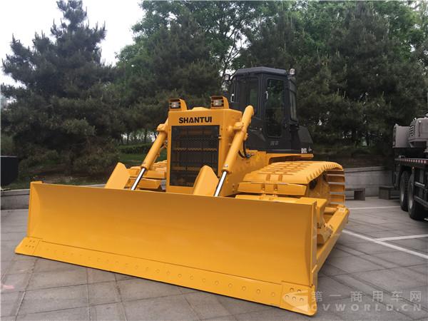 現(xiàn)場展車5.jpg