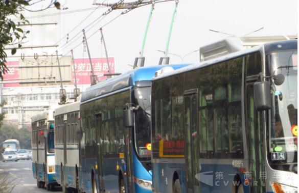 濟(jì)南公交.jpg