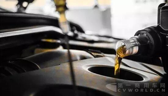 如何儲(chǔ)存開封后的機(jī)油 專業(yè)人士有訣竅.jpg