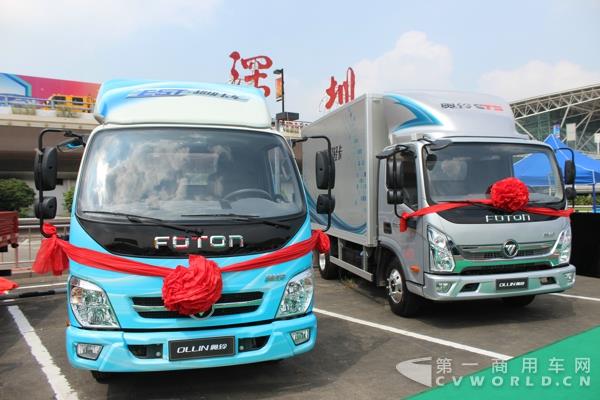 現(xiàn)場展車.jpg