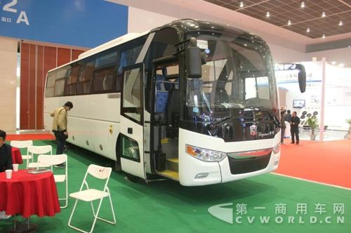 中通LCK6117EV世軒系列純電動(dòng)客車 (5).jpg