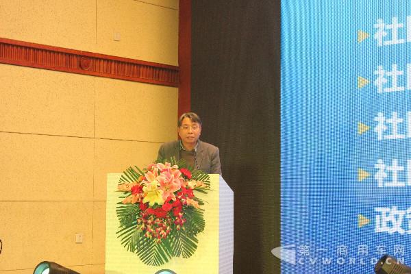 中國(guó)電商物流企業(yè)聯(lián)盟副主任盧守兵.jpg