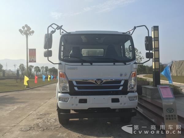 豪曼6×4國五排半水泥攪拌車 (1).jpg