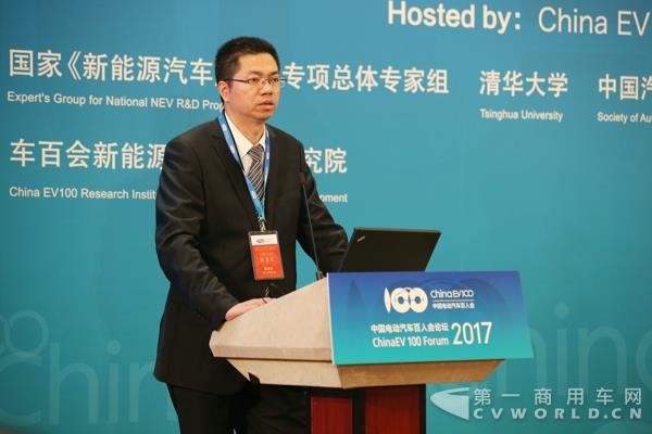 福田汽車歐輝客車事業(yè)部副總經(jīng)理秦志東.jpg