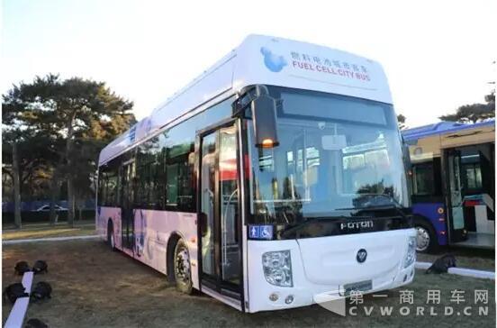 福田歐輝氫燃料電池客車進(jìn)入商業(yè)化運(yùn)營(yíng)階段.jpg