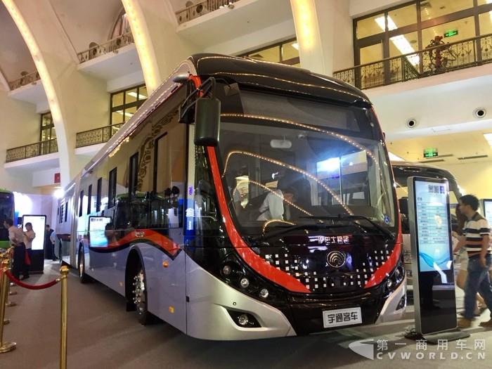 宇通雙源無軌電車.jpg