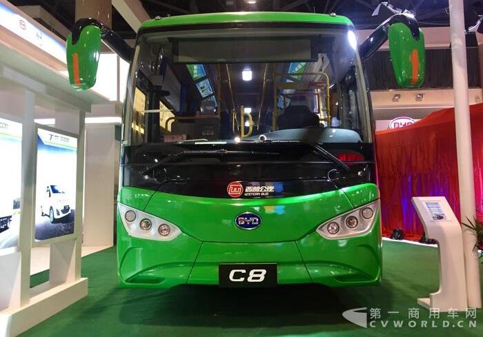 比亞迪C8純電動客車.jpg