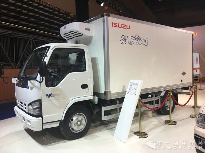 慶鈴冷藏車2.jpg