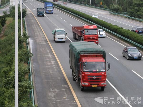 集中交易才能上牌 高安整頓二手車交易.jpg