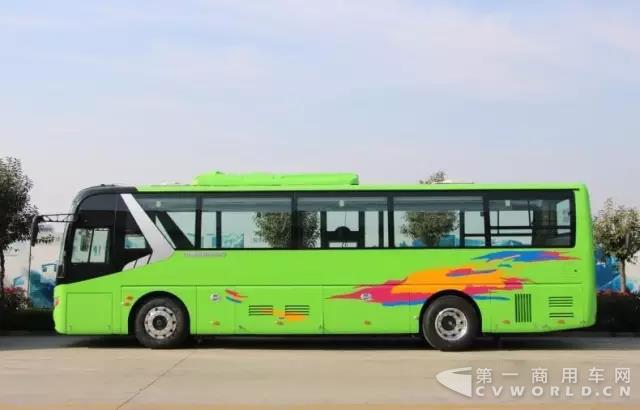 600臺(tái)！中通攬年度純電動(dòng)旅游客車第一大單1.jpg