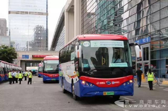 比亞迪C8純電動客車護航2017國際植物學(xué)大會.jpg