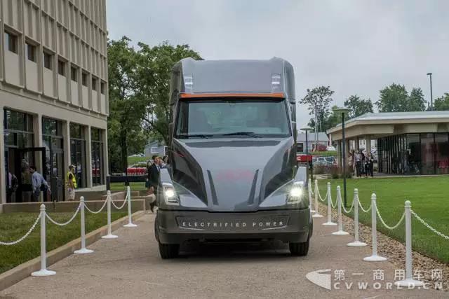 全電動(dòng)重型城市用卡車概念車全球首秀，就是這么燃！2.jpg