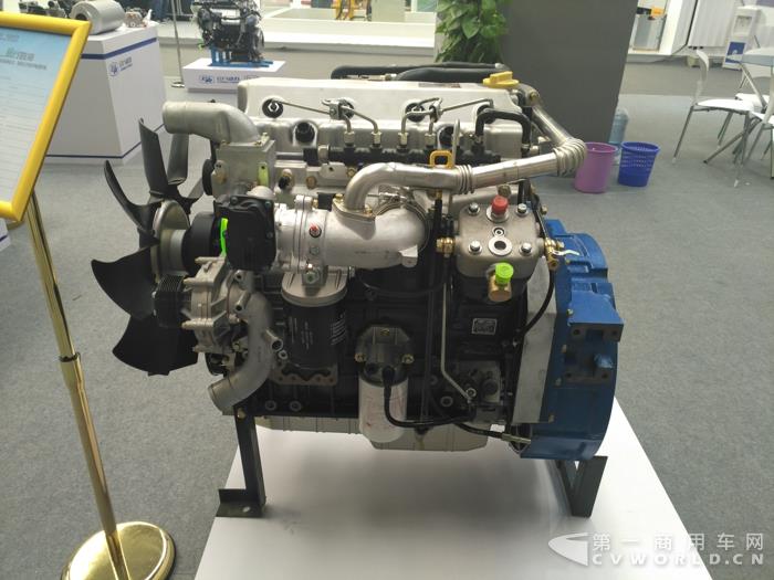 云內(nèi)D40TCIF國六發(fā)動機(jī).jpg