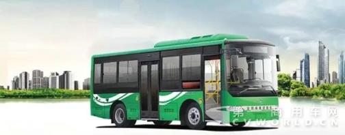 穿行山水云霧間的綠色精靈，安凱純電動公交車即將駛?cè)朦S山2.jpg