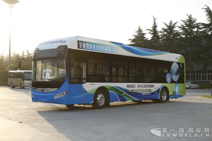 宇通氫燃料電池客車.jpg