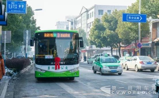 巢湖118輛新能源公交車“上崗”，助力市民新春綠色出行1.jpg