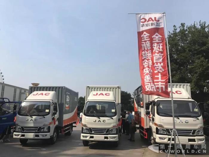 一騎當先 江淮輕卡緣何奪得今年1月銷冠？2.jpg