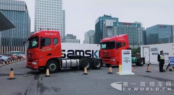 讓司機(jī)可以哼著小曲掙錢！6輛U350港口牽引車圓滿交付陳程物流3.jpg