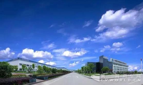 中國重汽杭發(fā)公司MC系列發(fā)動(dòng)機(jī)累計(jì)生產(chǎn)突破六萬臺(tái).jpg