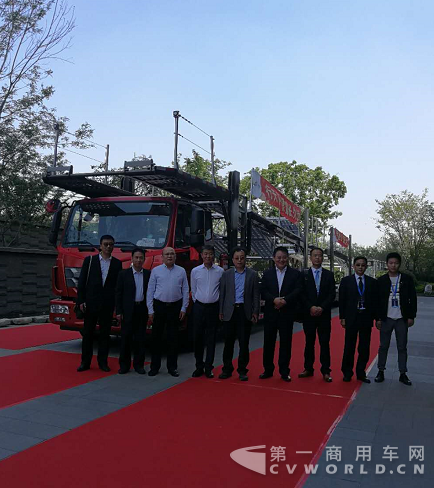 喜報(bào)：長久中置軸轎運(yùn)車牽手重汽，獲3000輛大單！(1)1154.png