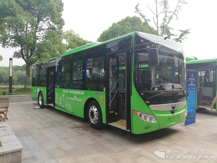 宇通10米純電動公交車.jpg