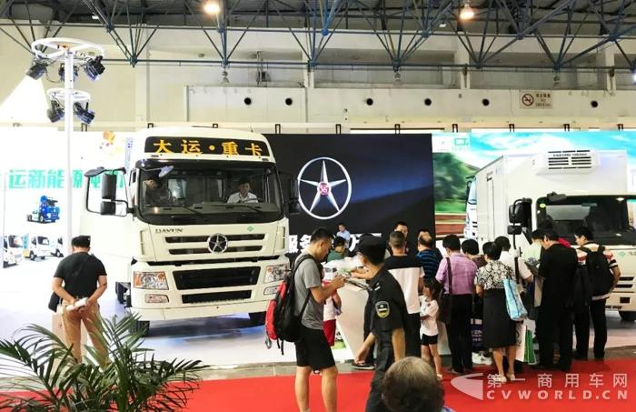 北京國際新能源車展——大運汽車全系純電動產(chǎn)品強勢登場4.jpg