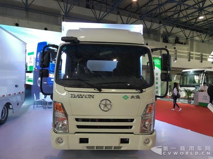 大運(yùn)純電動(dòng)物流車(chē).jpg