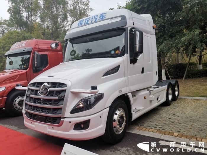 長(zhǎng)頭卡車.jpg