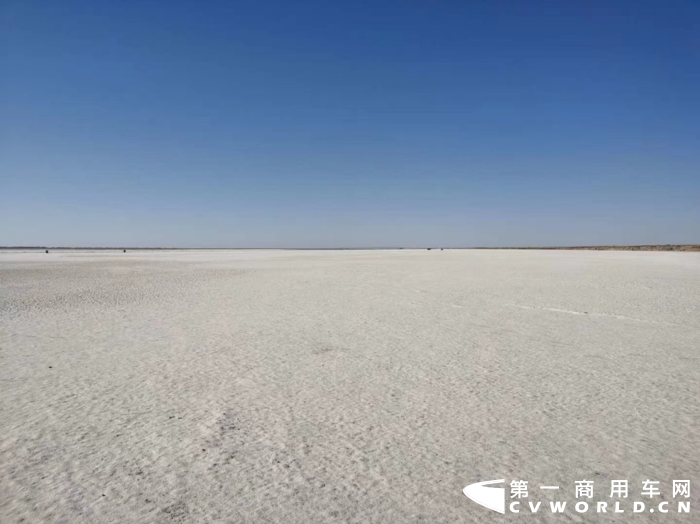 跟隨長(zhǎng)安凱程F70探秘?zé)o人區(qū) 看哪些被遺忘在戈壁的奇景12.png