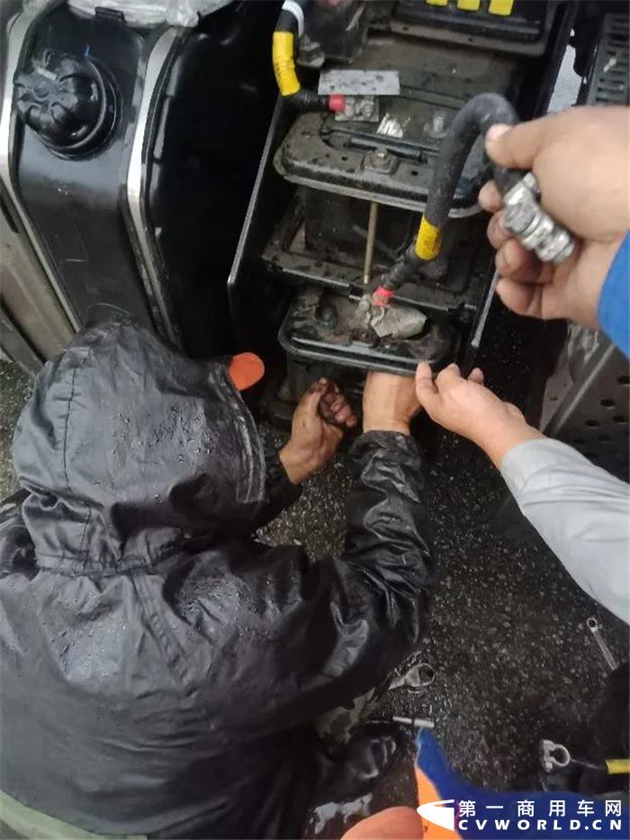 陜汽重卡3.jpg