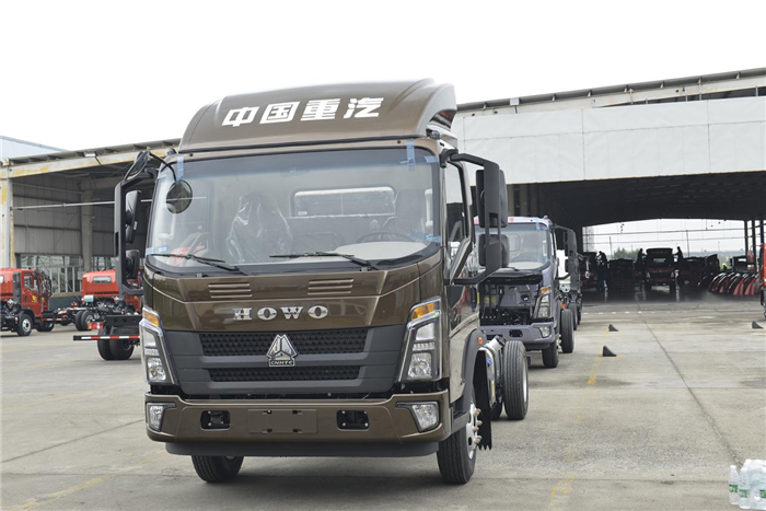 國六換車首選“沃”，HOWO輕卡國六車型長春持續(xù)火爆！ (7).png