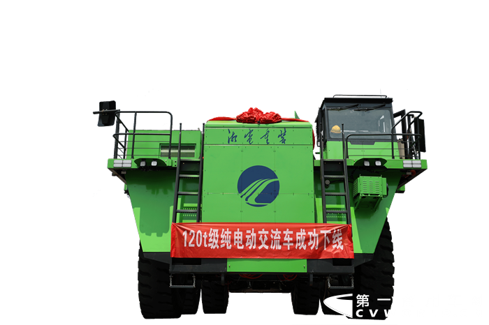 220噸礦卡正面.png