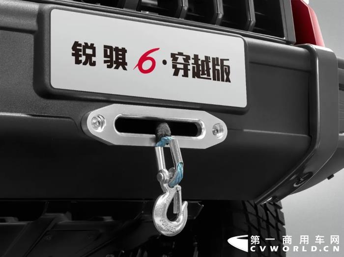 鄭州日產(chǎn)銳騏6穿越版震撼上市4.webp.jpg