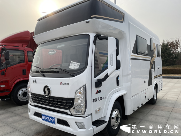 陜汽輕卡2022商務(wù)年會展車16.png