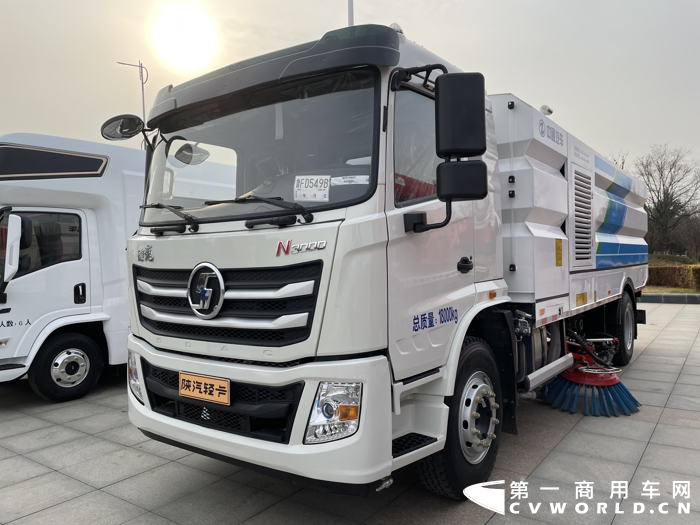 陜汽輕卡2022商務(wù)年會展車17.png