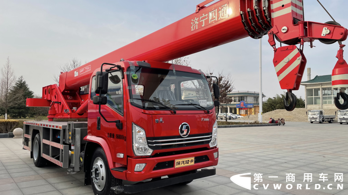 陜汽輕卡2022商務(wù)年會展車18.png