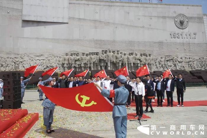 乘龍H7換電重卡6.webp.jpg