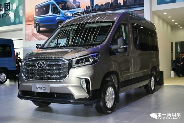 【第一商用車(chē)網(wǎng) 原創(chuàng)】6月份，客車(chē)市場(chǎng)繼續(xù)下滑，降幅達(dá)到34%，作為客車(chē)市場(chǎng)中份額最大的細(xì)分市場(chǎng)，輕客市場(chǎng)毫無(wú)疑問(wèn)的繼續(xù)出現(xiàn)下滑，在2022年已“6連降”的輕客市場(chǎng)有何看點(diǎn)呢？