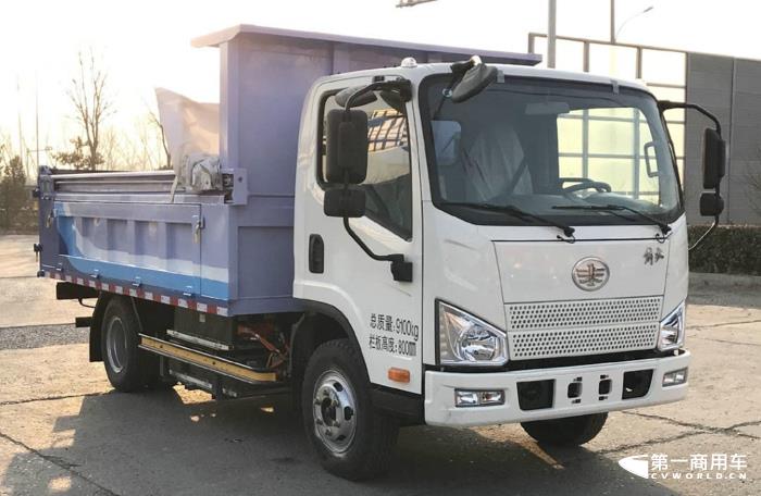 【第一商用車網(wǎng) 原創(chuàng)】在工信部第369批新車申報(bào)公示中，解放700馬力牽引車來(lái)了！