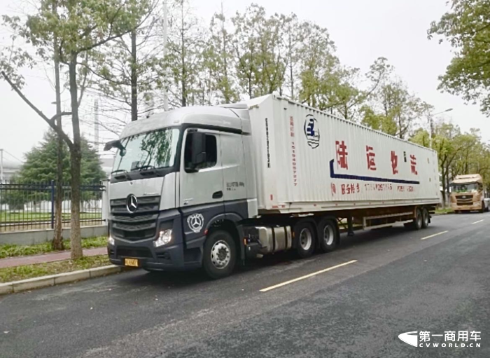 老司機(jī)現(xiàn)身說法：奔馳Actros C開起來到底有多??？2.png