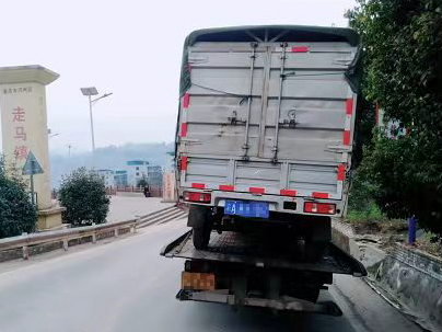 重慶聚緣特約服務(wù)站保障每一位卡友用車無憂！2.png